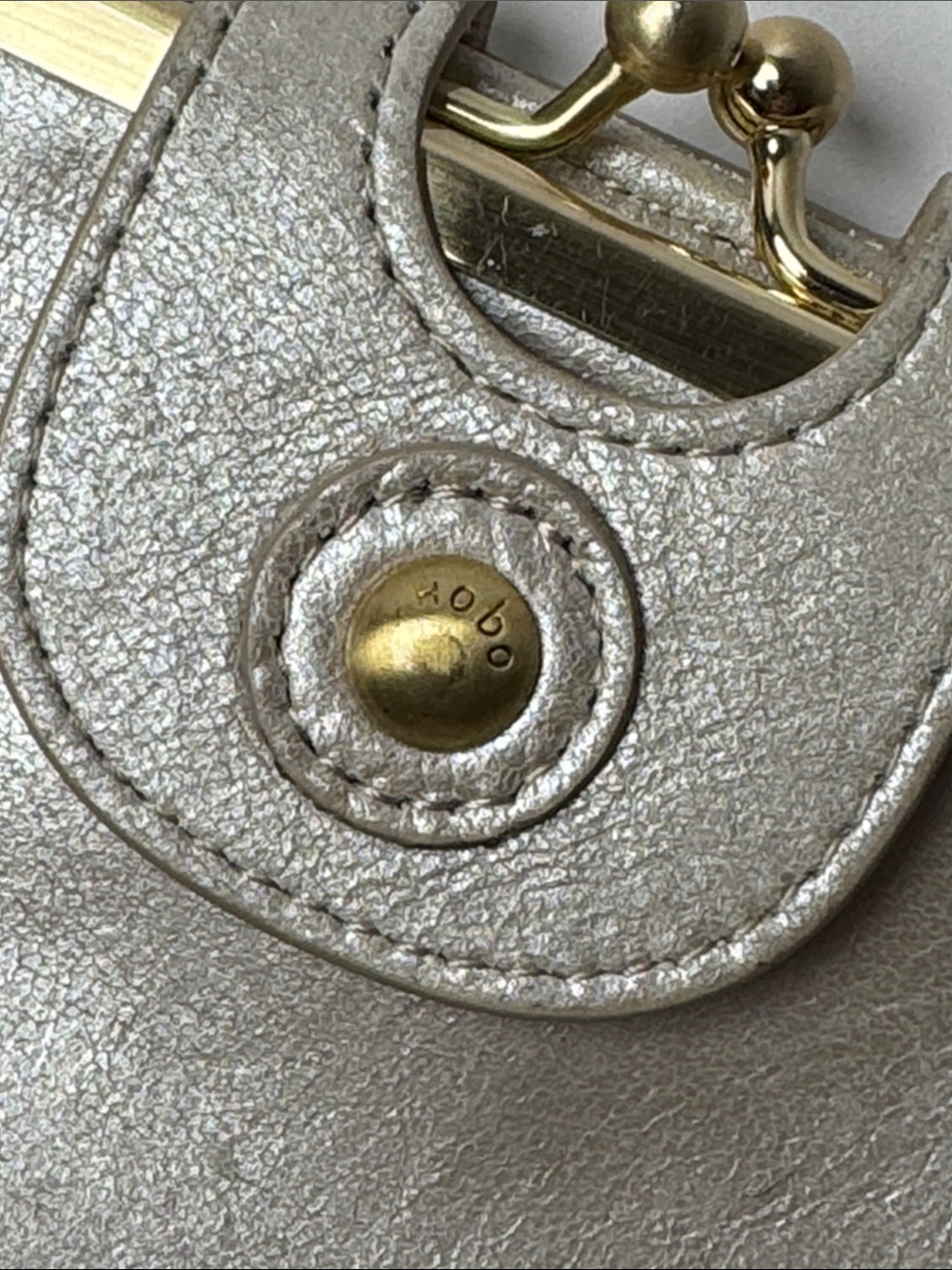 HOBO International The Original Metallic Silver Leather Kiss Lock Clutch Wallet - Picture 10 of 13